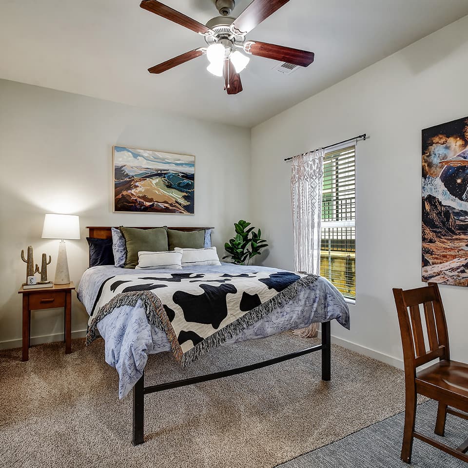 1415_Craddock_Avenue_0010