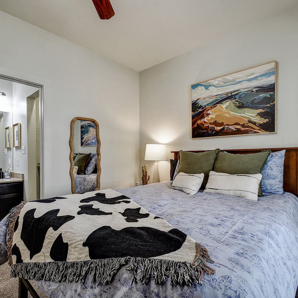 1415_Craddock_Avenue_0011