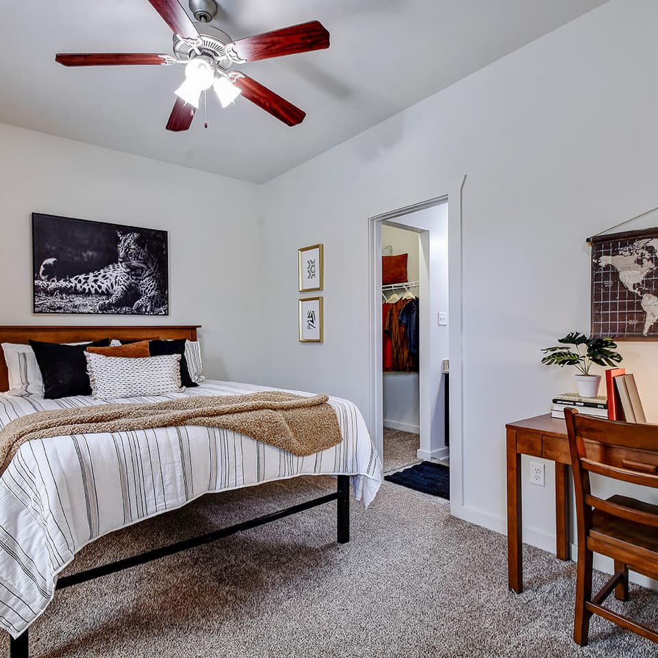 1415_Craddock_Avenue_0025