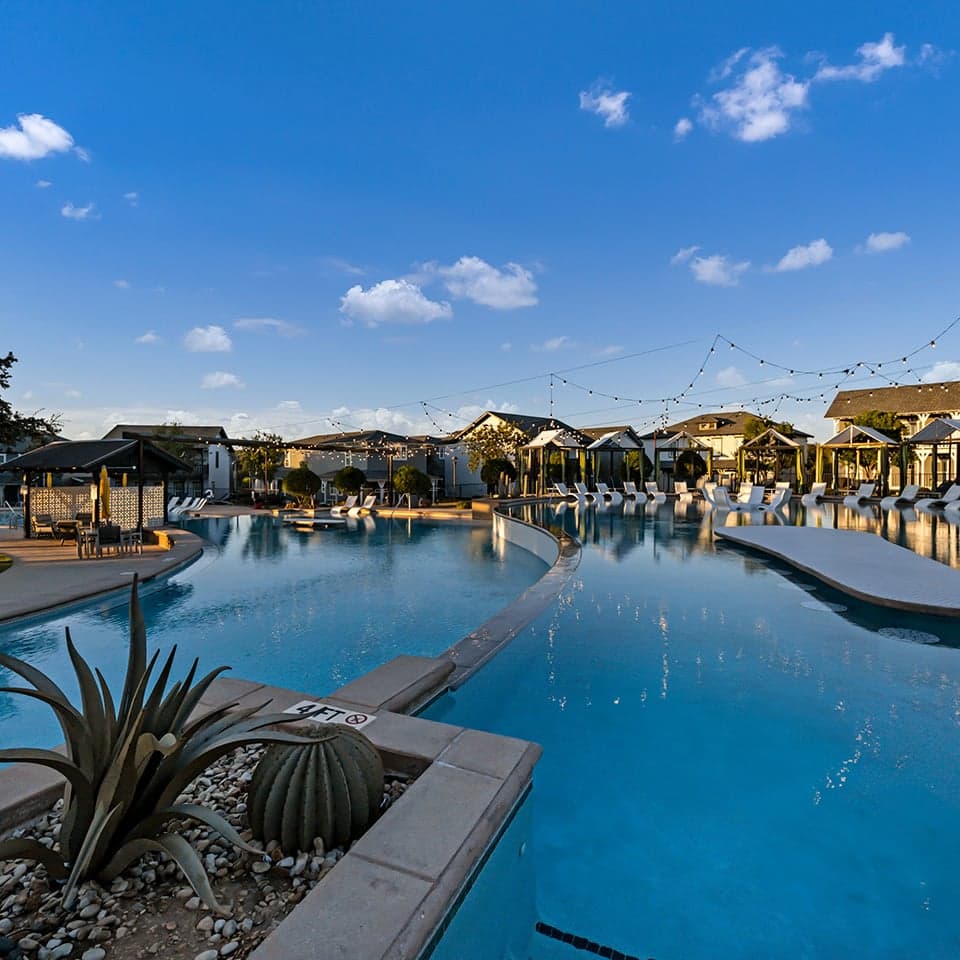 Cottages-at-San-Marcos—Amenities—Pool-Deck-(104)